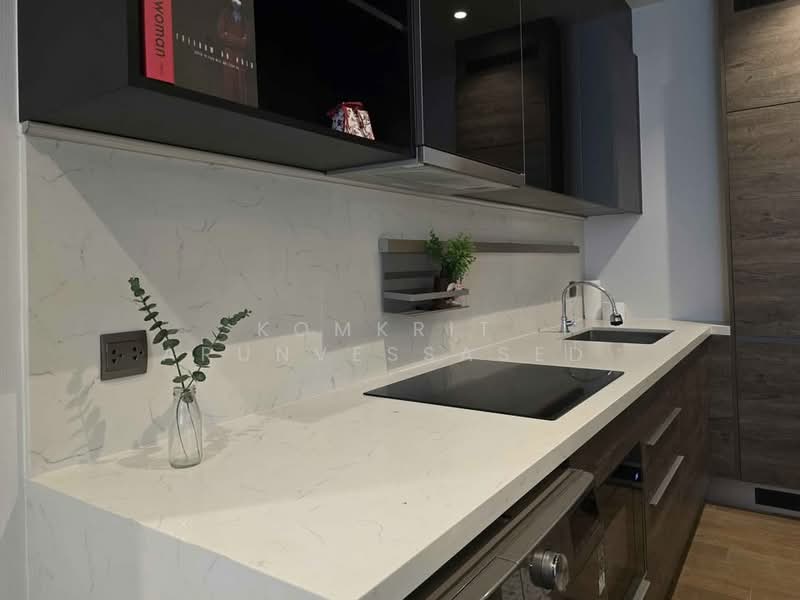 Muniq Langsuan, Bangkok, Soi Tonson, Lumphini, Pathum Wan, Bangkok, 2 Bedrooms, 86 sqm, Condo For Rent, by Komkrit Arunvessased , 500376061 - DDproperty.com