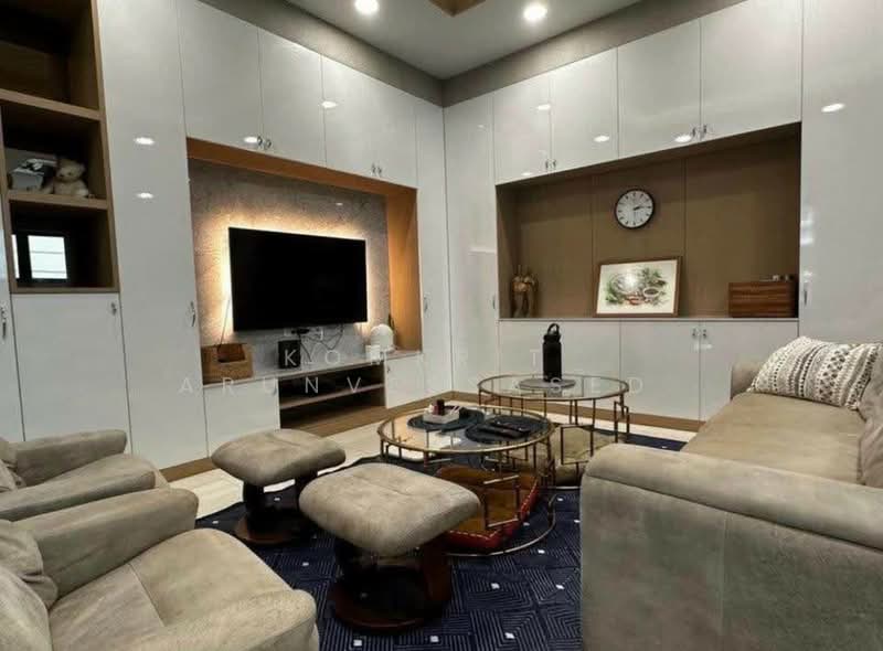 undefined, Bangkok, Chong Nonsi, Yan Nawa, Bangkok, 4 Bedrooms, 480 sqm, Townhouse For Rent, by Komkrit Arunvessased , 500376090 - DDproperty.com