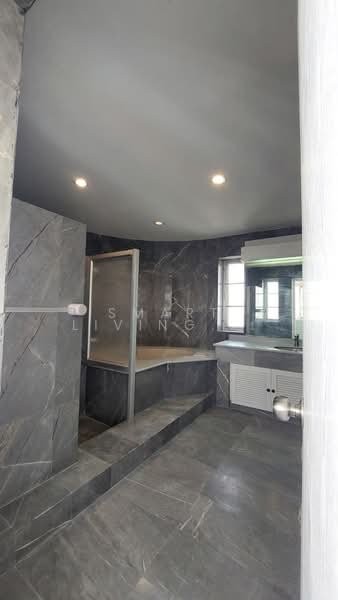 Saichol Mansion, Bangkok, 1349/1-208 Charoennakorn Road, Bang Lam Phu Lang, Khlong San, Bangkok, 4 Bedrooms, 339 sqm, Condo For Rent, by Smart Living Bangkok Co.,Ltd., 500376102 - DDproperty.com