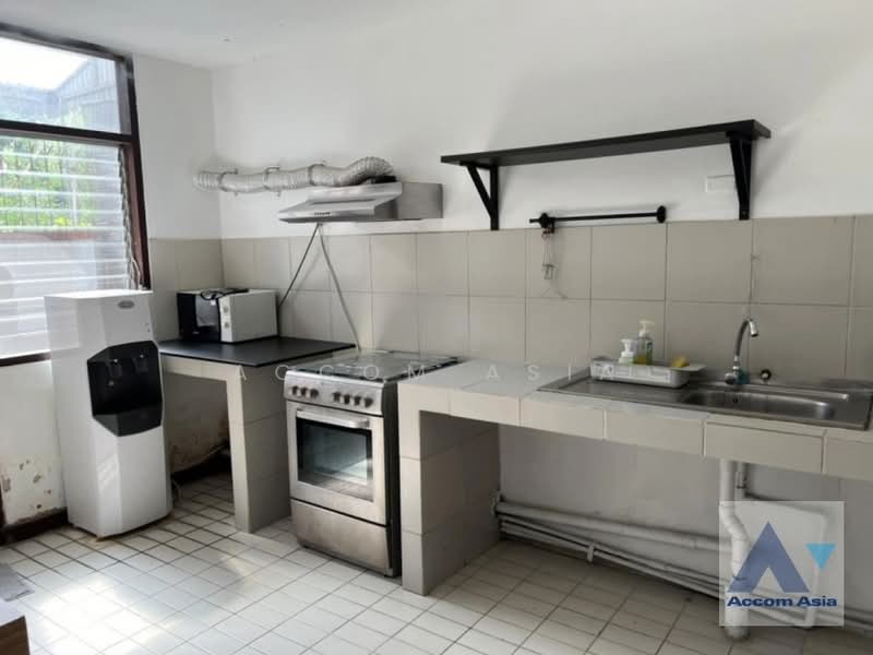 Home Office 3 Bedrooms House for Rent in Sukhumvit, Bangkok near BTS Phrom Phong, Bangkok, Khlong Tan Nua, Watthana, Bangkok, 3 Bedrooms, 350 sqm, Single Detached House For Rent, by Accom Asia, 500376107 - DDproperty.com