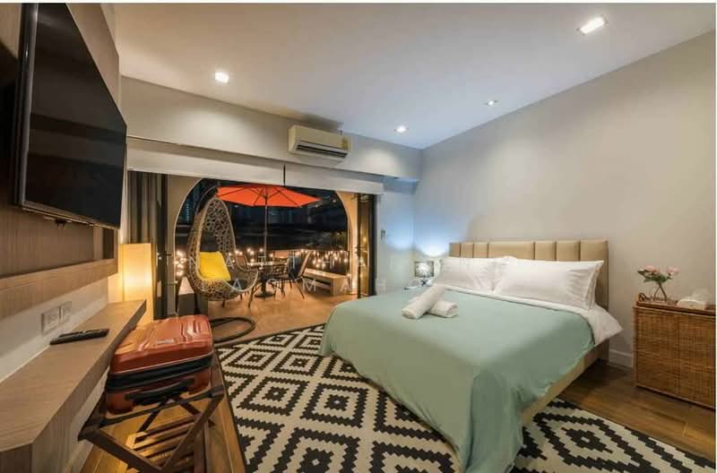 4-BR Townhouse, Bangkok, Khlong Tan Nua, Watthana, Bangkok, 4 Bedrooms, 240 sqm, Townhouse For Rent, by Natthapong Laomahong, 500376134 - DDproperty.com
