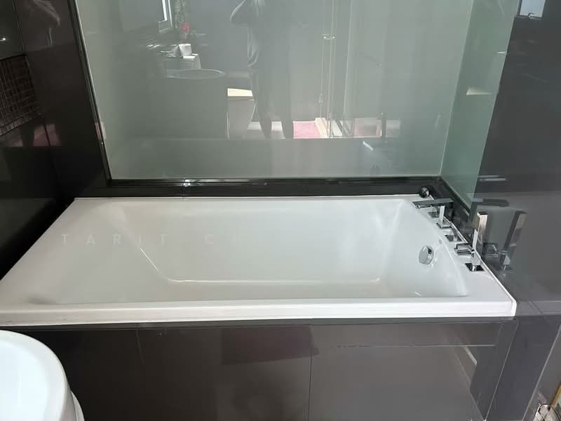 Rhythm Sukhumvit 50, Bangkok, 8 Sukhumvit 50, Sukhumvit Road, Phra Kanong, Khlong Toei, Bangkok, 2 Bedrooms, 65 sqm, Condo For Rent, by Tarit Chinsomboon, 500376154 - DDproperty.com