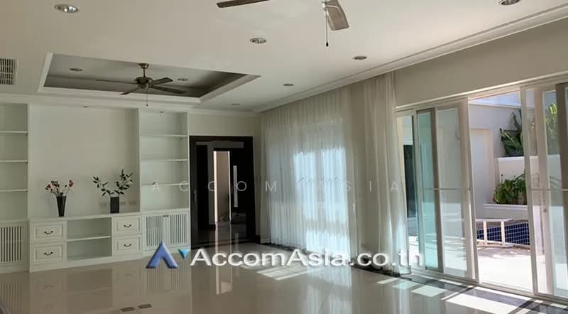 Corner Unit, Private Swimming Pool 4 Bedrooms House for Rent in Sukhumvit, Bangkok near BTS Thong Lo, กรุงเทพ, คลองตันเหนือ, วัฒนา, กรุงเทพ, 400 ตร.ม., บ้านเดี่ยว ให้เช่า, โดย Accom Asia, 500376174 - DDproperty.com