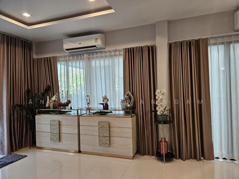 Bangkok Boulevard Rama 9, Bangkok, Kanchanaphisek Ring Road, Saphan Sung, Bangkok, 3 Bedrooms, 250 sqm, Single Detached House For Sale, by Anthea Khwanngam, 500376178 - DDproperty.com