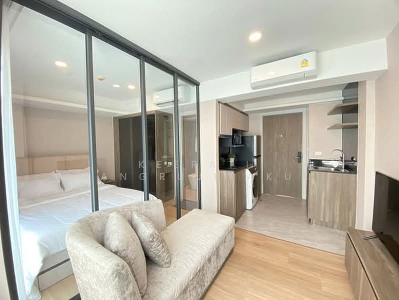Lloyd Soonvijai-Thonglor, Bangkok, Soi Phetchaburi 47, Phetchaburi Road, Bang Kapi, Huai Khwang, Bangkok, 1 Bedroom, 27 sqm, Condo For Rent, by Keerati Wangrujirakul, 500376227 - DDproperty.com