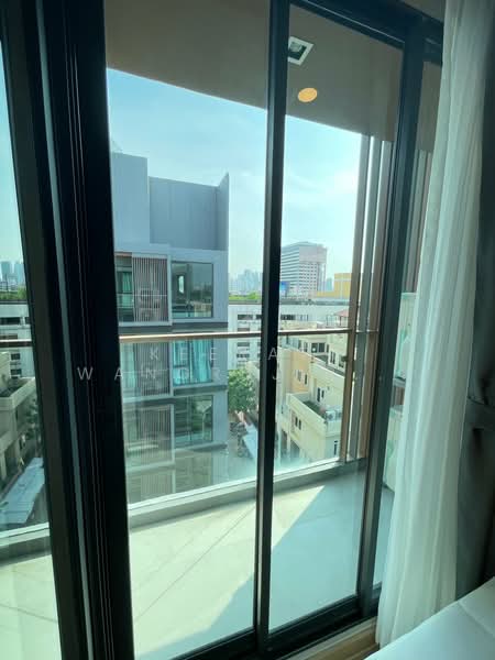 Lloyd Soonvijai-Thonglor : ลอยด์ ศูนย์วิจัย-ทองหล่อ, กรุงเทพ, ซอยเพชรบุรี 47 ถนนเพชรบุรี, บางกะปิ, ห้วยขวาง, กรุงเทพ, 27 ตร.ม., คอนโด ให้เช่า, โดย Keerati Wangrujirakul, 500376227 - DDproperty.com