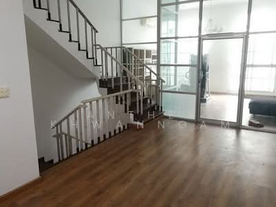 ขาย - ทาวน์เฮ้าส์ 4-ห้องนอน, กรุงเทพ