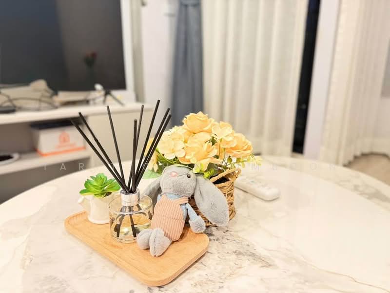 SOHO Bangkok Ratchada, Bangkok, 74 Pracha Rat Bamphen Rd, Huai Khwang, Bangkok, 1 Bedroom, 37 sqm, Condo For Rent, by Tarit Chinsomboon, 500376316 - DDproperty.com
