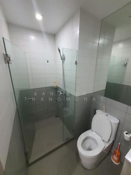 IDEO MOBI Sukhumvit 81, Bangkok, 2097 Sukhumvit Road, Bang Chak, Phra Khanong, Bangkok, 1 Bedroom, 30 sqm, Condo For Rent, by Banjarat Thanomchat, 500376334 - DDproperty.com