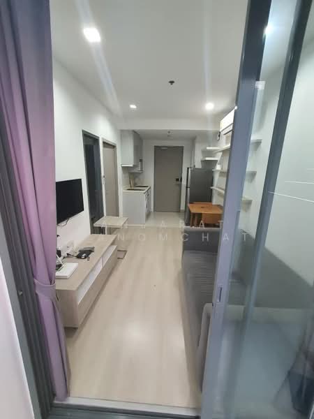 IDEO MOBI Sukhumvit 81, Bangkok, 2097 Sukhumvit Road, Bang Chak, Phra Khanong, Bangkok, 1 Bedroom, 30 sqm, Condo For Rent, by Banjarat Thanomchat, 500376334 - DDproperty.com