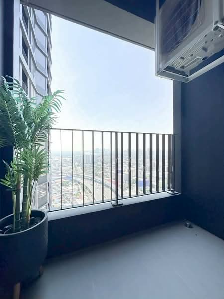 Coco Parc, Bangkok, 1150 Rama 4 Road, Khlong Toei, Bangkok, 1 Bedroom, 27 sqm, Condo For Rent, by Anya Atarchanai, 500376358 - DDproperty.com