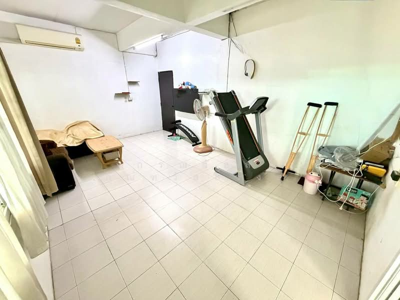 ขาย ทาวน์เฮ้าส์ หมู่บ้าน หรรษา เพชรเกษม 81/6, Bangkok, Nong Kang Plu, Nong Khaem, Bangkok, 3 Bedrooms, 90 sqm, Townhouse For Sale, by กรณวัสส์ กัณฑวัสส์วงส์, 500376430 - DDproperty.com