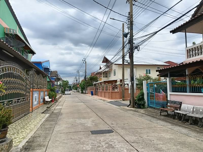 Donmuang Villa 2, Bangkok, Khlong Tanon, Sai Mai, Bangkok, 2 Bedrooms, 150 sqm, Semi-Detached House (Twin House) For Sale, by The Best Property พี, 500376491 - DDproperty.com
