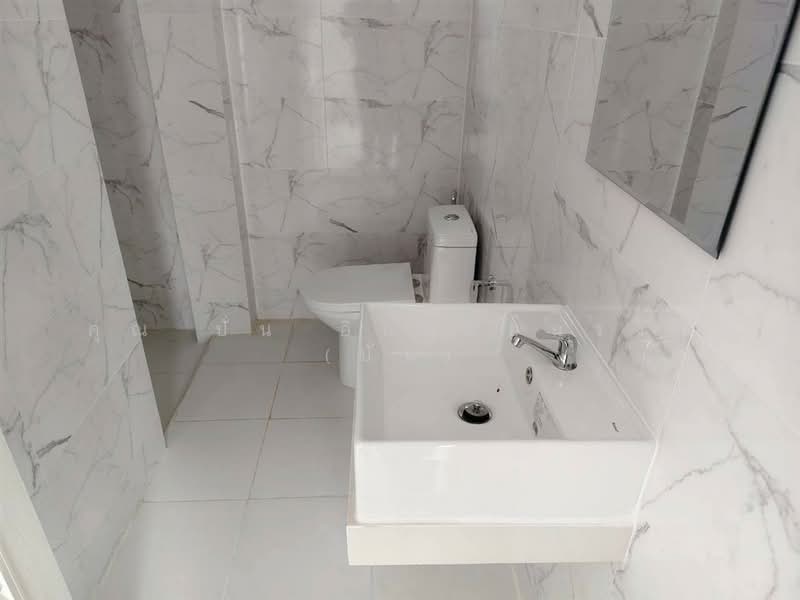 เสนา วิลล่า ลำลูกกา-คลองสอง, Pathum Thani, ถนนพหลโยธิน, Khu Khot, Lam Luk Ka, Pathum Thani, 3 Bedrooms, 150 sqm, Semi-Detached House (Twin House) For Sale, by คุณ ปั่น อินทะอุ่นวงศ์ (ปั่น), 500376515 - DDproperty.com