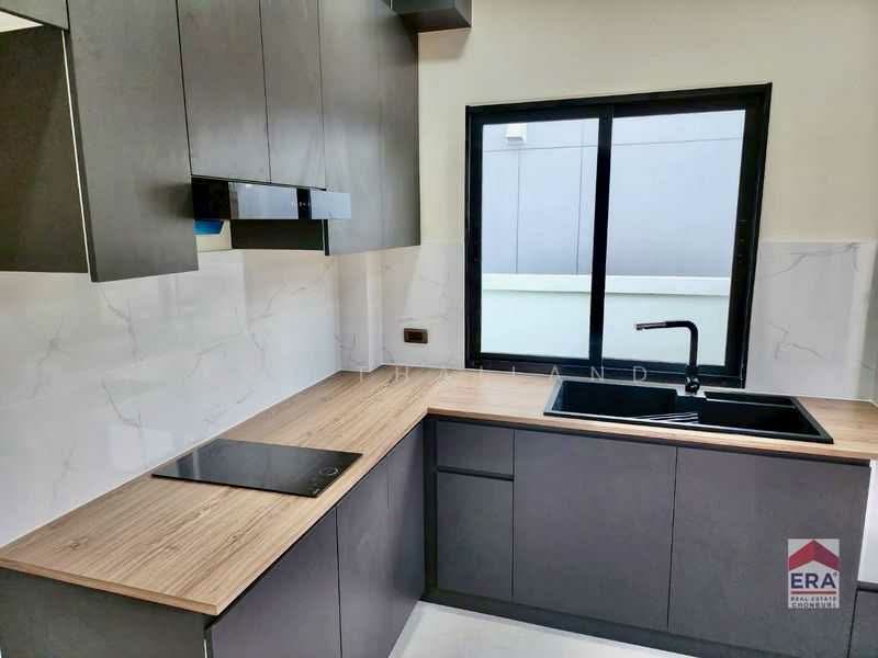 ไพรเวท33 (Private 33), Chon Buri (Pattaya), Ban Suan, Muang Chon Buri, Chon Buri (Pattaya), 3 Bedrooms, 256 sqm, Single Detached House For Sale, by ERA Thailand, 500376521 - DDproperty.com
