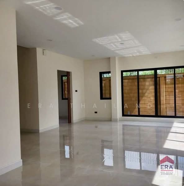 ไพรเวท33 (Private 33), Chon Buri (Pattaya), Ban Suan, Muang Chon Buri, Chon Buri (Pattaya), 3 Bedrooms, 256 sqm, Single Detached House For Sale, by ERA Thailand, 500376521 - DDproperty.com
