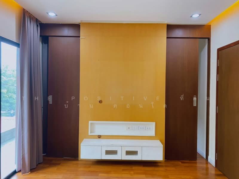 Luxury Home Office near Khuang Sing Intersection, Chiang Mai, Chang Phuak, Muang Chiang Mai, Chiang Mai, 5 Bedrooms, 300 sqm, Single Detached House For Rent, by The Positive ที่ดิน บ้าน คอนโด, 500376599 - DDproperty.com