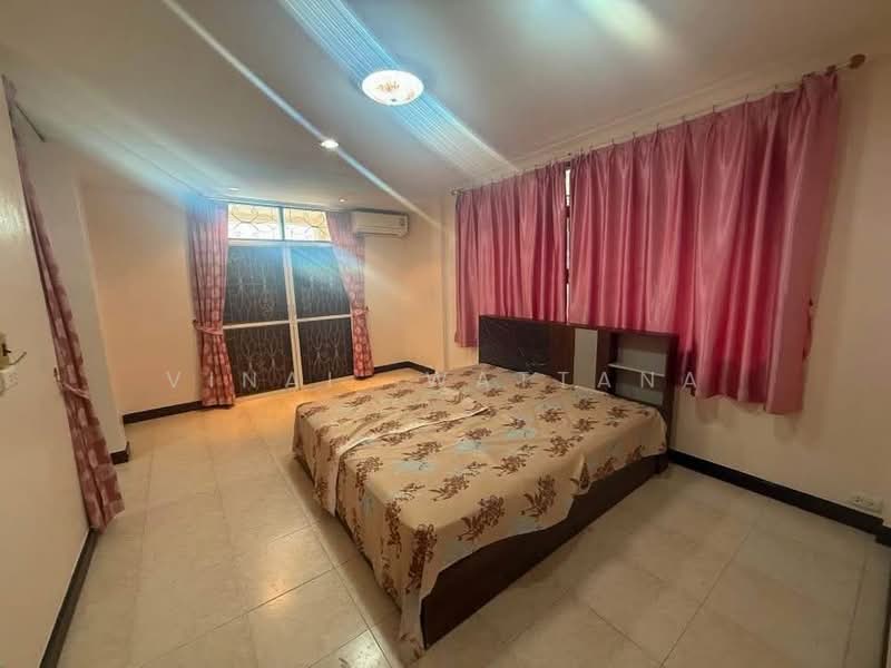 4-BR House, Bangkok, Bang Na Tai, Bang Na, Bangkok, 4 Bedrooms, 325 sqm, Single Detached House For Rent, by Vinai Wattana, 500376601 - DDproperty.com