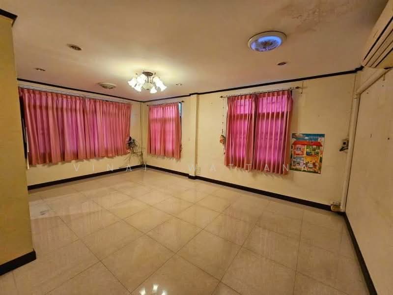 4-BR House, Bangkok, Bang Na Tai, Bang Na, Bangkok, 4 Bedrooms, 325 sqm, Single Detached House For Rent, by Vinai Wattana, 500376601 - DDproperty.com