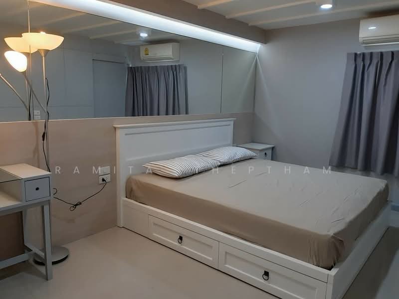 Thewet Mansion, Bangkok, Soi Thewet 1, Bang Khun Phrom, Phra Nakhon, Bangkok, 2 Bedrooms, 70 sqm, Condo For Rent, by Ramita Theptham, 500376620 - DDproperty.com