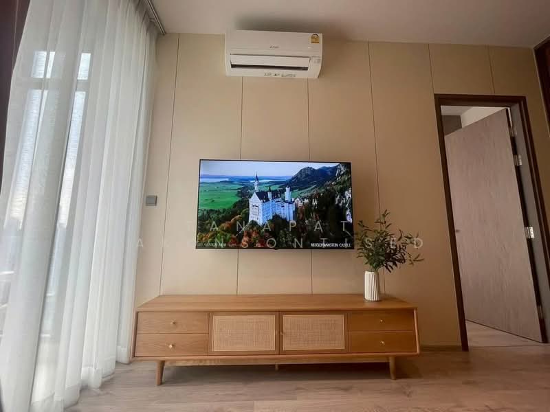 Rhythm Ekkamai Estate, Bangkok, Soi Sukhumvit 63, Khlongtoei Nua, Watthana, Bangkok, 1 Bedroom, 35 sqm, Condo For Rent, by Tanapat Sakonsontised, 500376622 - DDproperty.com