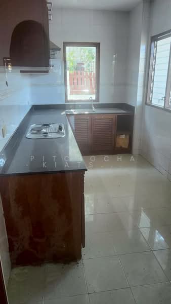 3-BR House, Bangkok, Bang Chun, Khlong Sam Wa, Bangkok, 3 Bedrooms, 240 sqm, Single Detached House For Sale, by Pitchocha Kiatsinpon, 500376679 - DDproperty.com