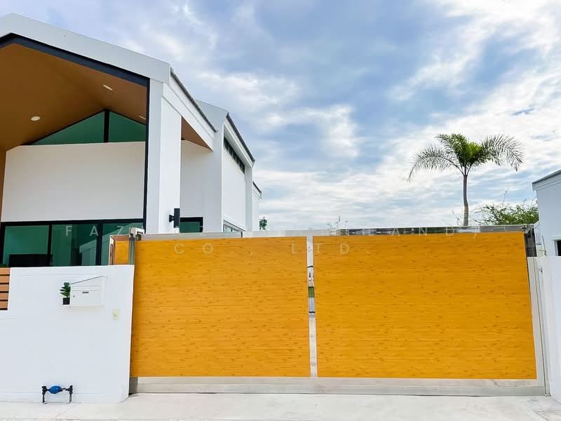 Spacious 3BR Villa for Rent at Baan Somdul Thap Tai Hua Hin 220 sqm, Prachuap Khiri Khan, Thap Tai, Hua Hin, Prachuap Khiri Khan, 3 Bedrooms, 220 sqm, Villa For Rent, by Fazwaz (Thailand) Co., Ltd., 500376690 - DDproperty.com