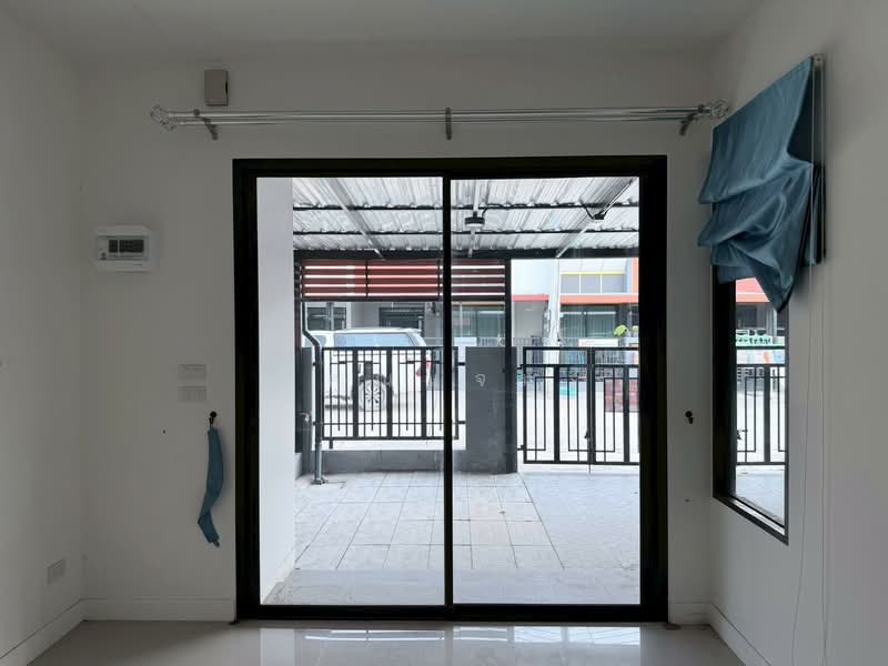 โอเชี่ยน อมตะ, Rayong, Mapyangphon, Pluak Daeng, Rayong, 2 Bedrooms, 96 sqm, Townhouse For Sale, by คุณแจม, 500376697 - DDproperty.com
