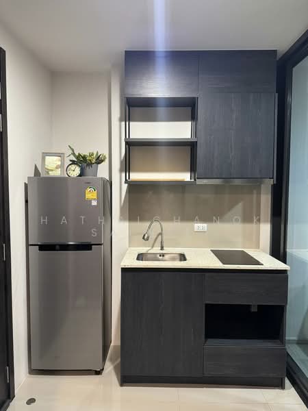 XT Huaikhwang, Bangkok, 244 Ratchadaphisek Road, Huai Khwang, Bangkok, 1 Bedroom, 35 sqm, Condo For Rent, by Hathaichanok Saenset, 500376704 - DDproperty.com