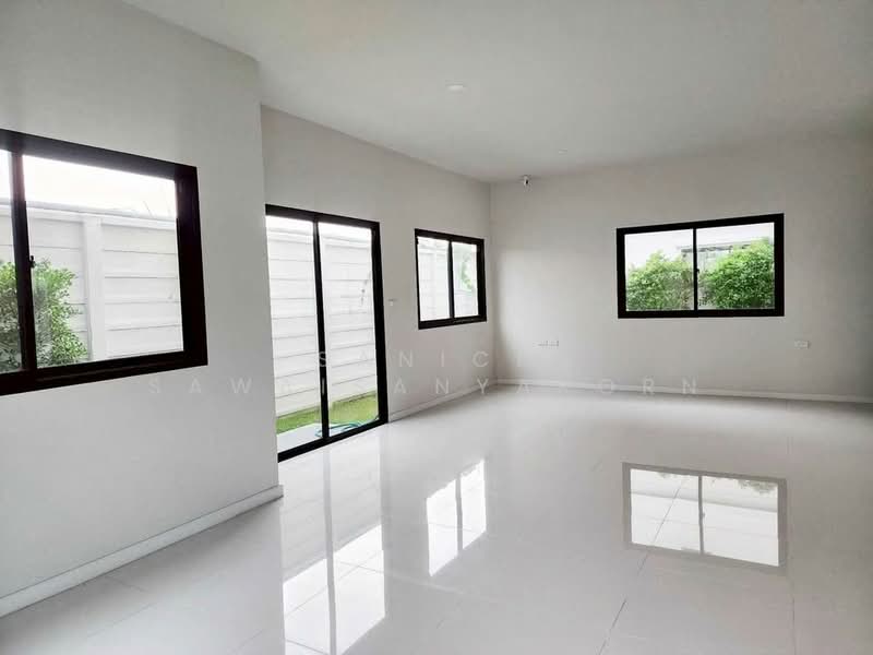 4-BR House, Bangkok, Praborommaharatchawang, Phra Nakhon, Bangkok, 4 Bedrooms, 215 sqm, Single Detached House For Sale, by Sanick Sawaisanyakorn, 500376725 - DDproperty.com