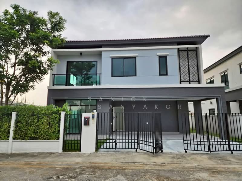 4-BR House, Bangkok, Praborommaharatchawang, Phra Nakhon, Bangkok, 4 Bedrooms, 215 sqm, Single Detached House For Sale, by Sanick Sawaisanyakorn, 500376725 - DDproperty.com