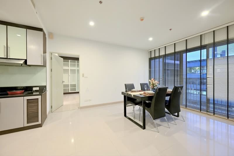 Noble Solo, Bangkok, 988 Thong Lo, Khlong Tan Nua, Watthana, Bangkok, 2 Bedrooms, 100 sqm, Condo For Rent, by Ramita Theptham, 500376808 - DDproperty.com