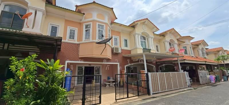 Pruksa Ville 1 Lamlukka Klong 2, Pathum Thani, Pruksa Ville 1 Village, Khu Khot, Lam Luk Ka, Pathum Thani, 3 Bedrooms, 110 sqm, Townhouse For Sale, by คุณ ดารุณีย์ ชูวงค์จิราภัทร์ (โรส), 500376823 - DDproperty.com