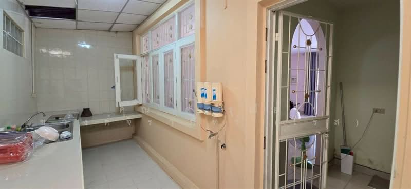 Pruksa Ville 1 Lamlukka Klong 2, Pathum Thani, Pruksa Ville 1 Village, Khu Khot, Lam Luk Ka, Pathum Thani, 3 Bedrooms, 110 sqm, Townhouse For Sale, by คุณ ดารุณีย์ ชูวงค์จิราภัทร์ (โรส), 500376823 - DDproperty.com