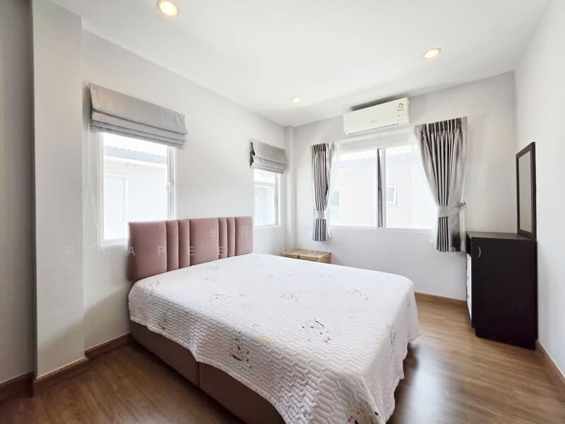The Centro Watcharapol, Bangkok, Sukhaphiban 5 Road, O-Ngoen, Sai Mai, Bangkok, 3 Bedrooms, 164 sqm, Single Detached House For Rent, by รพีร์ทัธ Rhapeethut (ทัธ), 500376842 - DDproperty.com