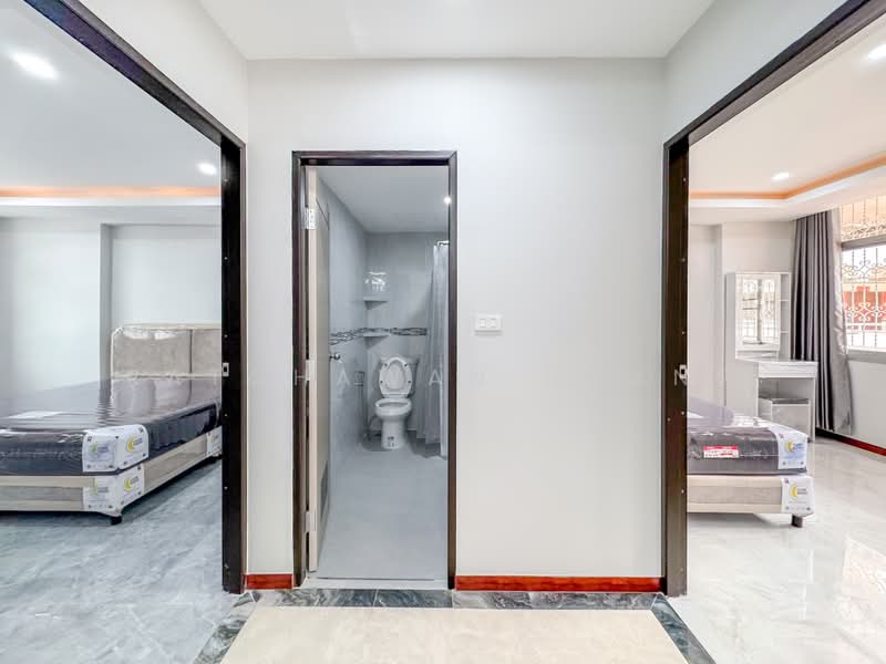 Siam Condominium, Bangkok, Rama 9, Huai Khwang, Bangkok, 2 Bedrooms, 72 sqm, Condo For Rent, by Ratchawan Huang, 500376844 - DDproperty.com