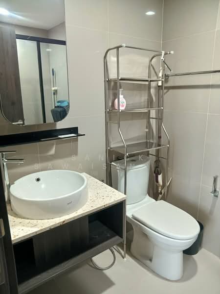 XT Huaikhwang, Bangkok, 244 Ratchadaphisek Road, Huai Khwang, Bangkok, 1 Bedroom, 35 sqm, Condo For Rent, by Sanick Sawaisanyakorn, 500376852 - DDproperty.com