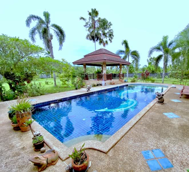 บ้านเดี่ยวพร้อมที่ดินพระพรหม นครศรีธรรมราช, Nakhon Si Thammarat, Thai Sam Phao, Phra Phrom, Nakhon Si Thammarat, 2 Bedrooms, 150 sqm, Single Detached House For Sale, by The Best Property แจ๊ส, 500376871 - DDproperty.com