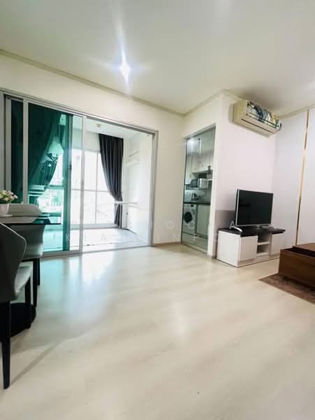 Life Ratchadapisek, Bangkok, 279 Ratchadapisaek Road, Huai Khwang, Bangkok, 2 Bedrooms, 43 sqm, Condo For Rent, by Pitchocha Kiatsinpon, 500376884 - DDproperty.com