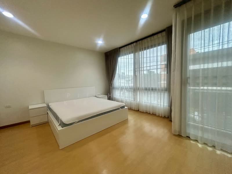 4-BR Townhouse, Bangkok, Bang Chak, Phra Khanong, Bangkok, 4 Bedrooms, 280 sqm, Townhouse For Rent, by Pitchocha Kiatsinpon, 500376911 - DDproperty.com