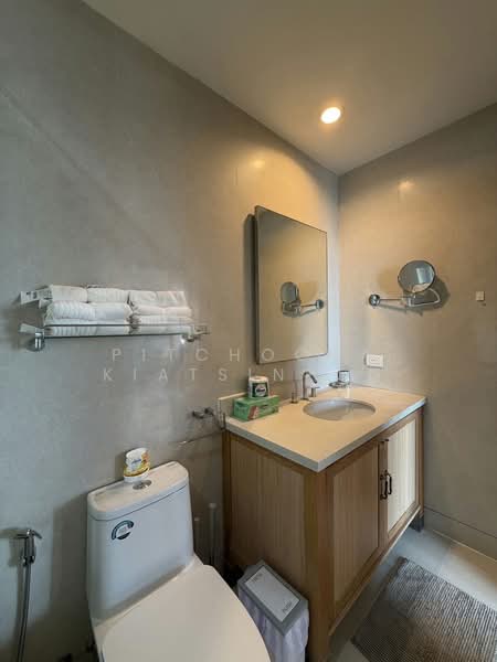 The Emporio Place, Bangkok, 93 Soi Sukhumvit 24, Sukhumvit Road, Khong Tan, Khlong Toei, Bangkok, 1 Bedroom, 47 sqm, Condo For Rent, by Pitchocha Kiatsinpon, 500376920 - DDproperty.com