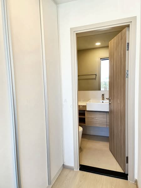 Noble Ambience Sukhumvit 42, Bangkok, 55 Suk Chai Alley, Khong Tan, Khlong Toei, Bangkok, 1 Bedroom, 29 sqm, Condo For Rent, by Chomratkamol Soontorntarawong (Gor), 500376932 - DDproperty.com