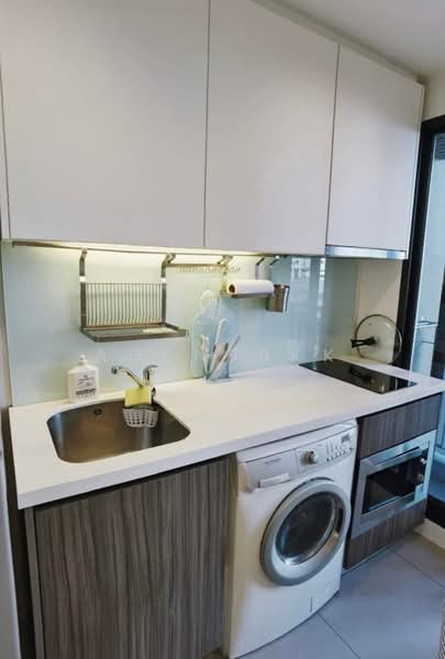 Urbano Absolute Sathon-Taksin, Bangkok, 345 Charoen Nakhon 14/2 Alley, Khlong Ton Sai, Khlong San, Bangkok, Studio, 30 sqm, Condo For Rent, by Agentbkk, 500376991 - DDproperty.com