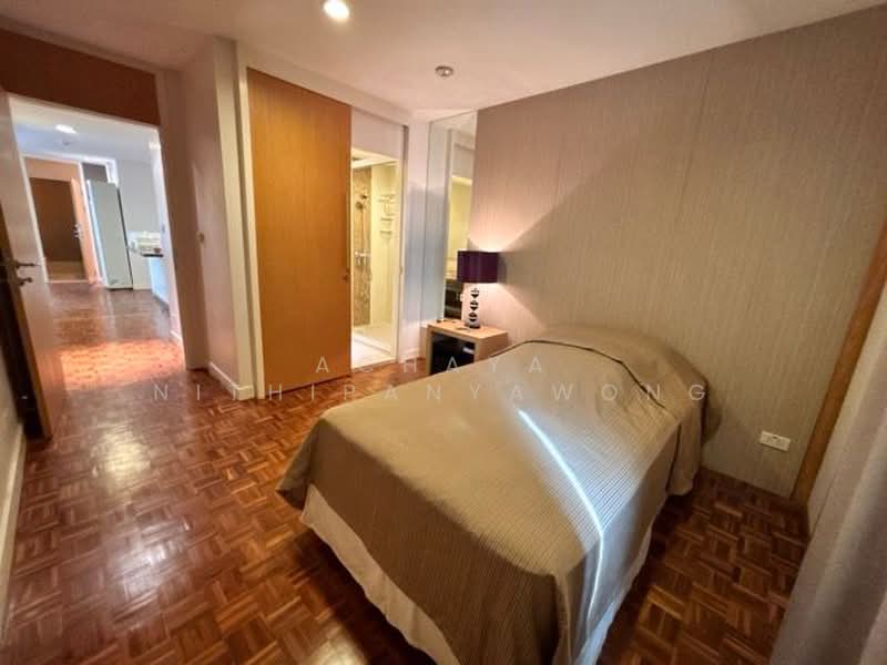 Asoke Towers, Bangkok, Sukhumvit 21 Road, Khlongtoei Nua, Watthana, Bangkok, 3 Bedrooms, 200 sqm, Condo For Rent, by Achaya Nithipanyawong, 500377004 - DDproperty.com
