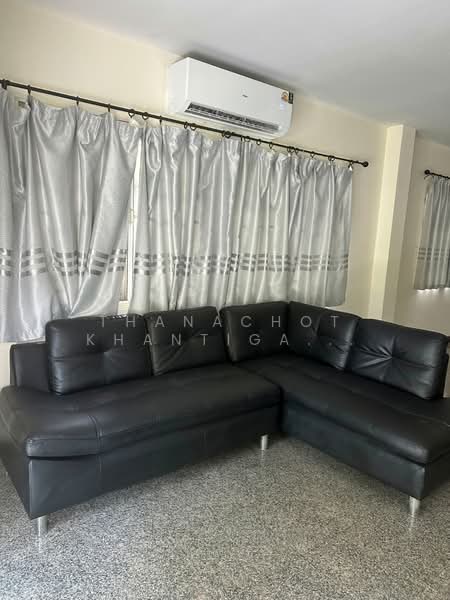 Lalin Greenville Rama 9-Onnuch-Suvannabhumi, Bangkok, Soi Lalin Greenville, Prawet, Bangkok, 3 Bedrooms, 180 sqm, Single Detached House For Rent, by Thanachot Khantigamongun, 500377102 - DDproperty.com