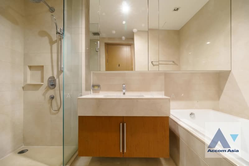 Prive by Sansiri, Bangkok, 68 Soi Ruamrudee, Wireless Road, Lumphini, Pathum Wan, Bangkok, 3 Bedrooms, 130 sqm, Condo For Rent, by Accom Asia, 500377164 - DDproperty.com