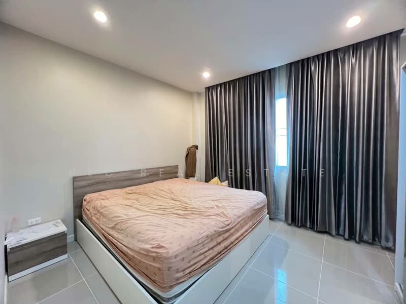 3-Bedroom Pool Villa in Huay Yai, Chon Buri (Pattaya), Na Kloe, Bang Lamung (Pattaya), Chon Buri (Pattaya), 3 Bedrooms, 320 sqm, Villa For Sale, by PLC Real Estate, 500377183 - DDproperty.com