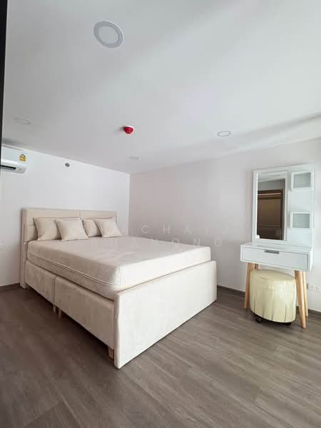So Origin Kaset Interchange, Bangkok, 23106 Phahonyothin Rd, Sena Nikhom, Chatuchak, Bangkok, 1 Bedroom, 38 sqm, Condo For Rent, by Thachaya Buanong, 500377220 - DDproperty.com