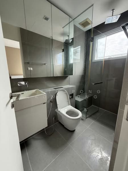 The Saint Residences Ladprao, Bangkok, 588 Vibhavadi-Rangsit Road, Jom Phon, Chatuchak, Bangkok, 2 Bedrooms, 64 sqm, Condo For Rent, by Natthapong Laomahong, 500377288 - DDproperty.com