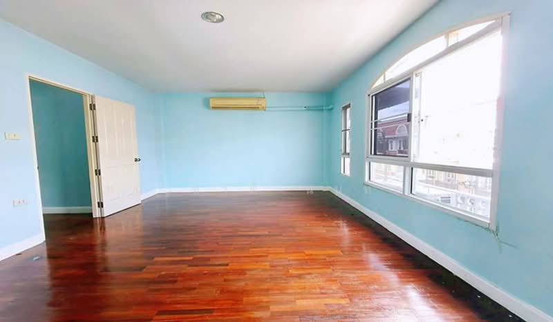 Resorta Watcharapol, Bangkok, Sukhaphiban 5 Road, Soi 10, Tha Rang, Bang Khen, Bangkok, 3 Bedrooms, 185 sqm, Townhouse For Sale, by ชนะชาติ นนท์ตา, 500377309 - DDproperty.com
